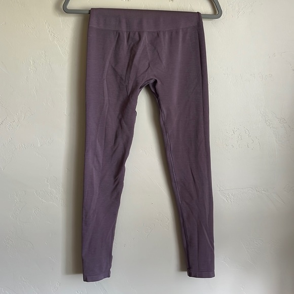 Alphalete Amplify Leggings - Picture 2 of 5